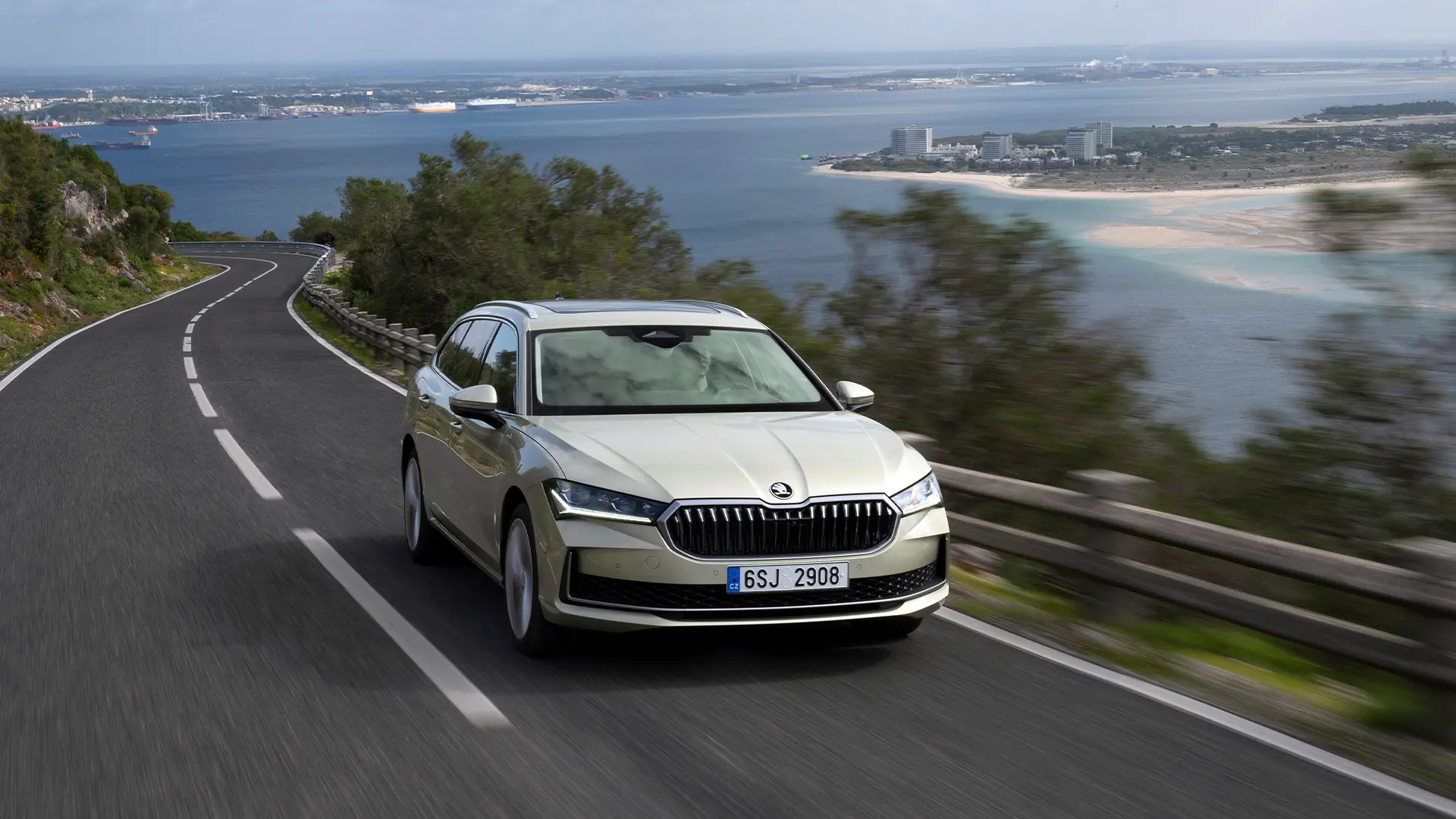 Skoda Superb Combi historisch