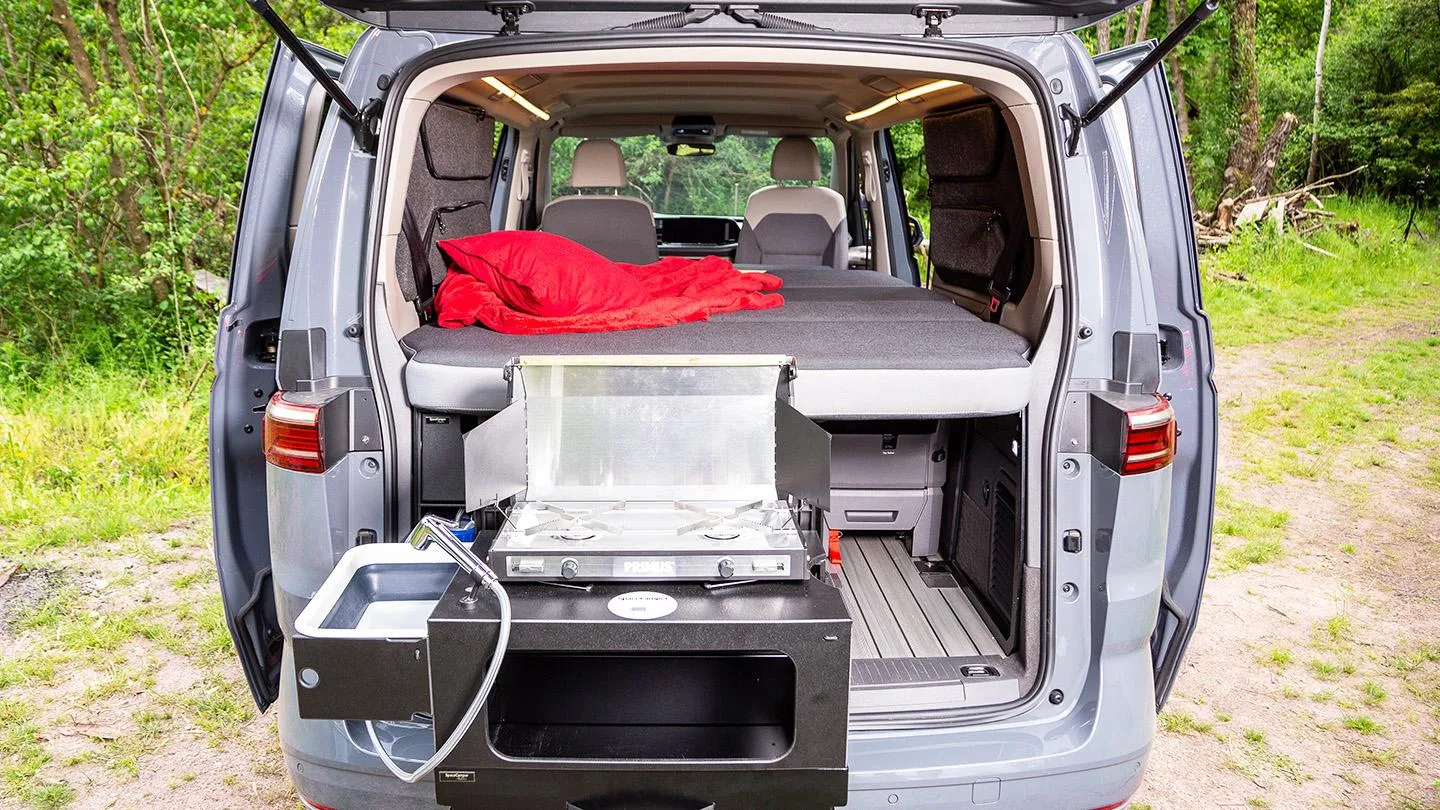 Kofferraum eines Space Campers 