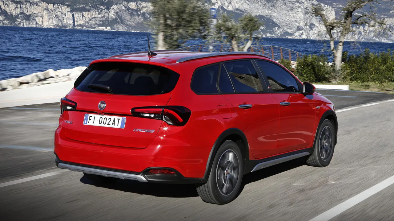 Fiat Tipo Kombi Hybrid Heckansicht