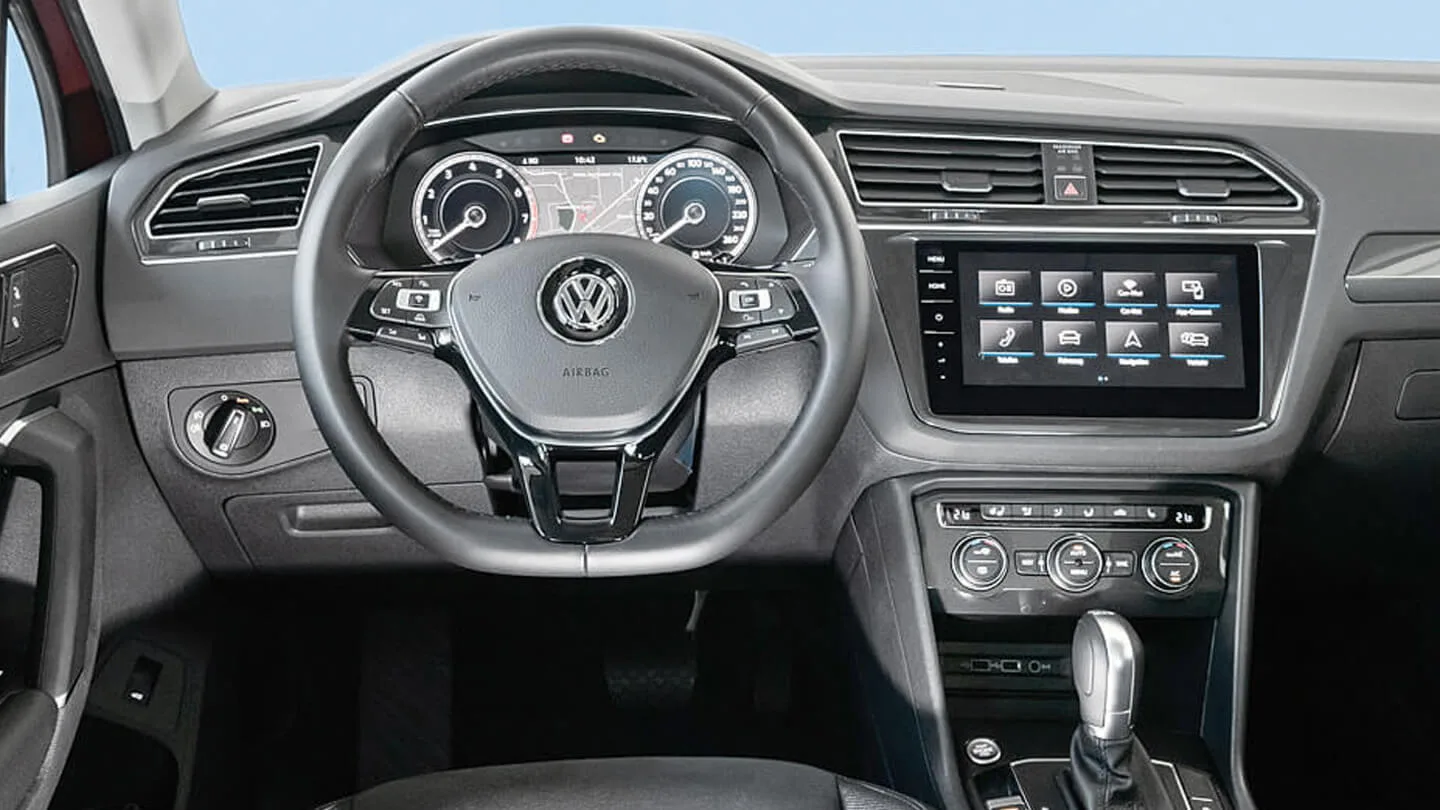 VW Tiguan 2.0 TSI 4Motion Cockpit