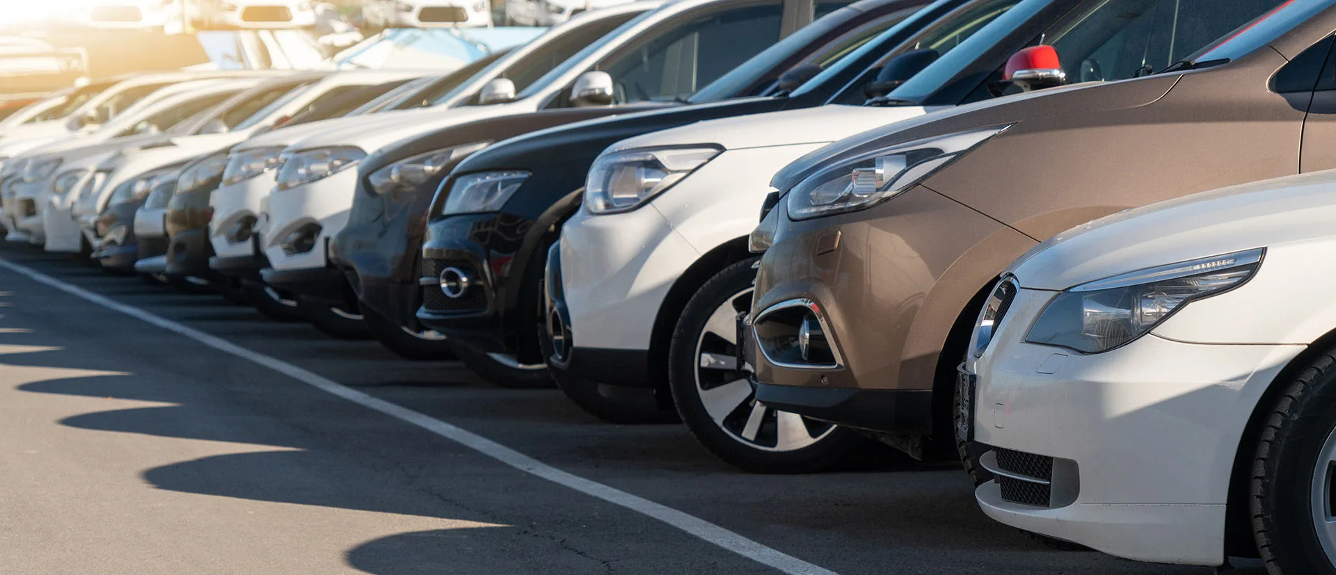 Mehrere Autos nebeneinander