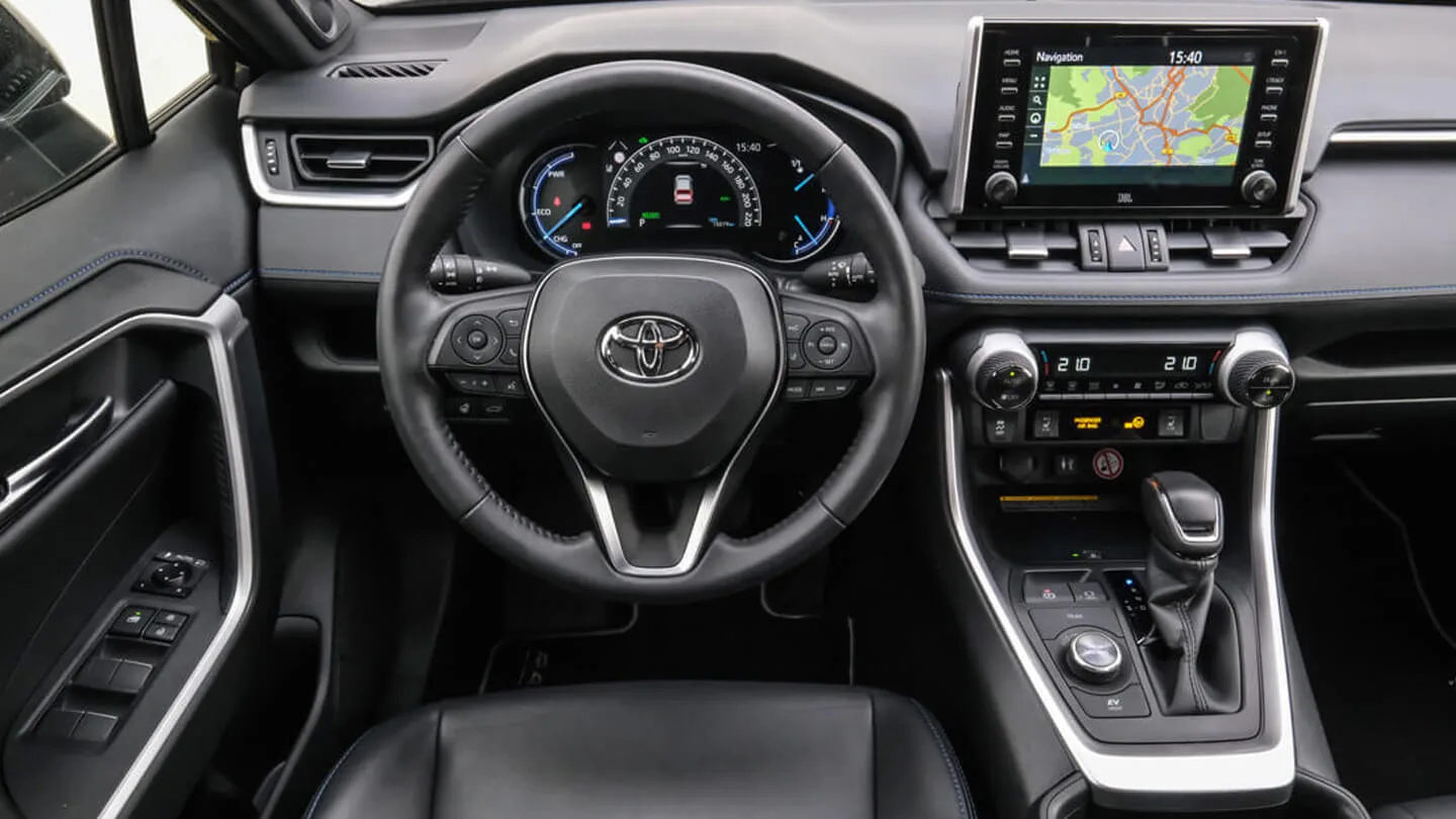 Toyota RAV4 Cockpit