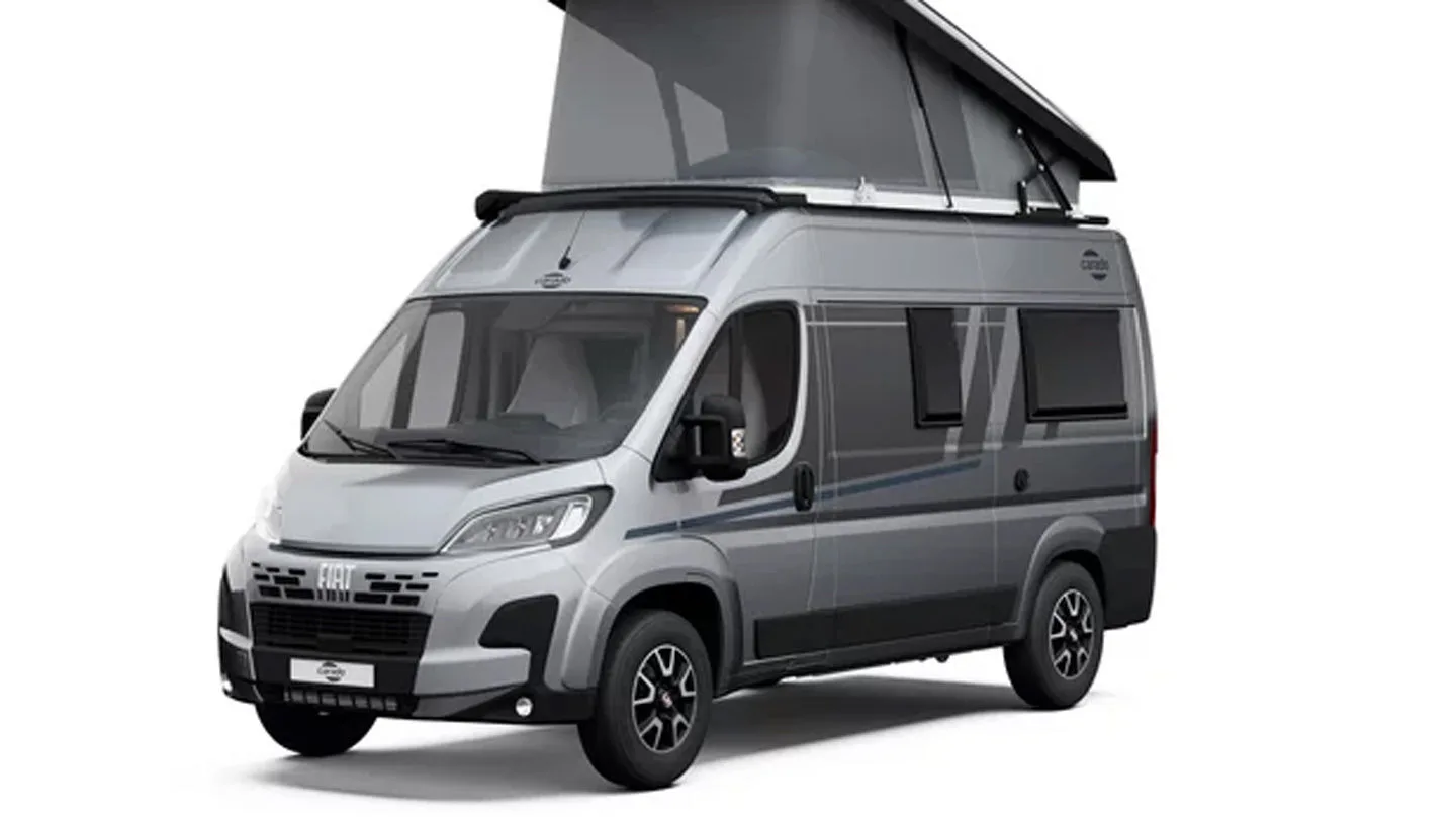 Außenansicht des Campervans Carado CV 541 Plus mit Aufstelldach