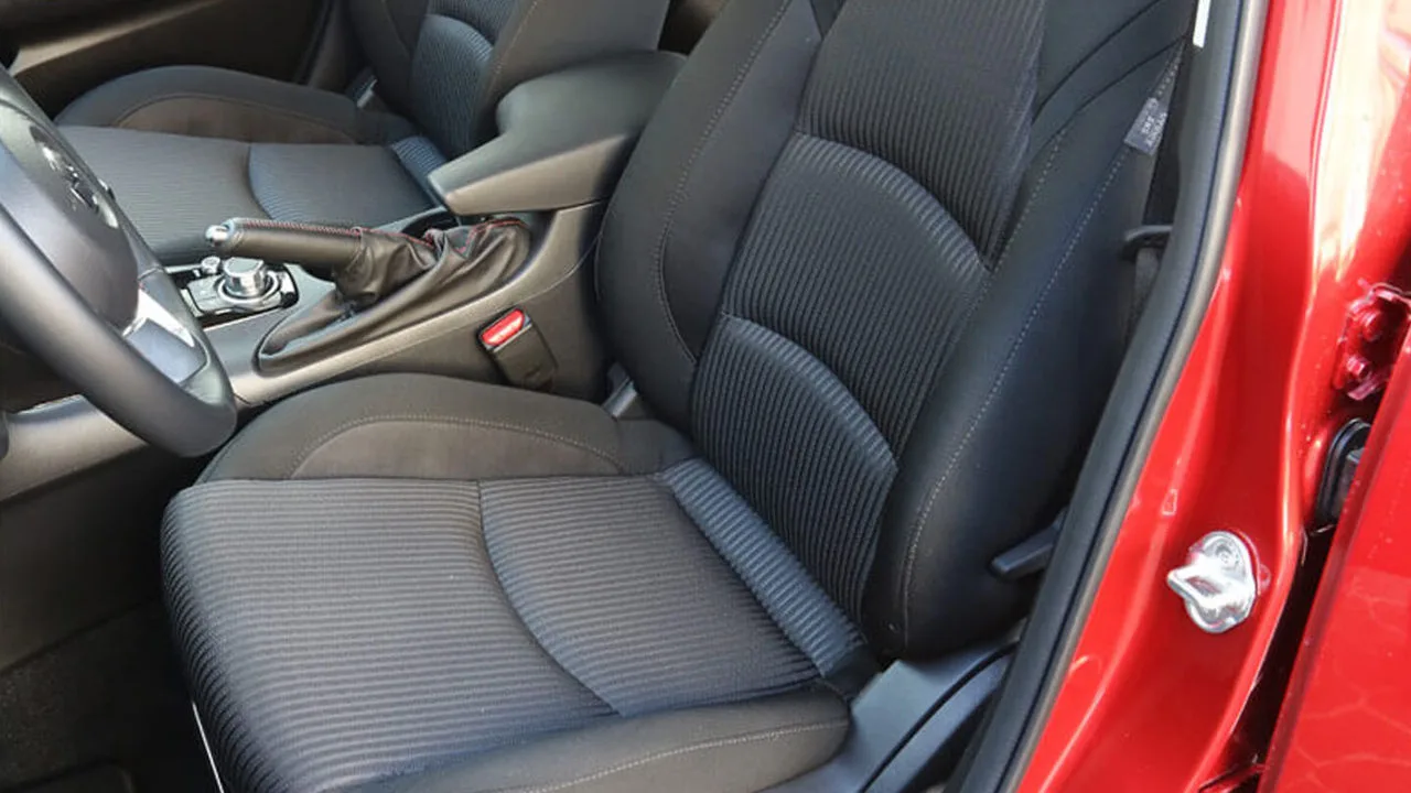 Fahrersitz des Mazda3