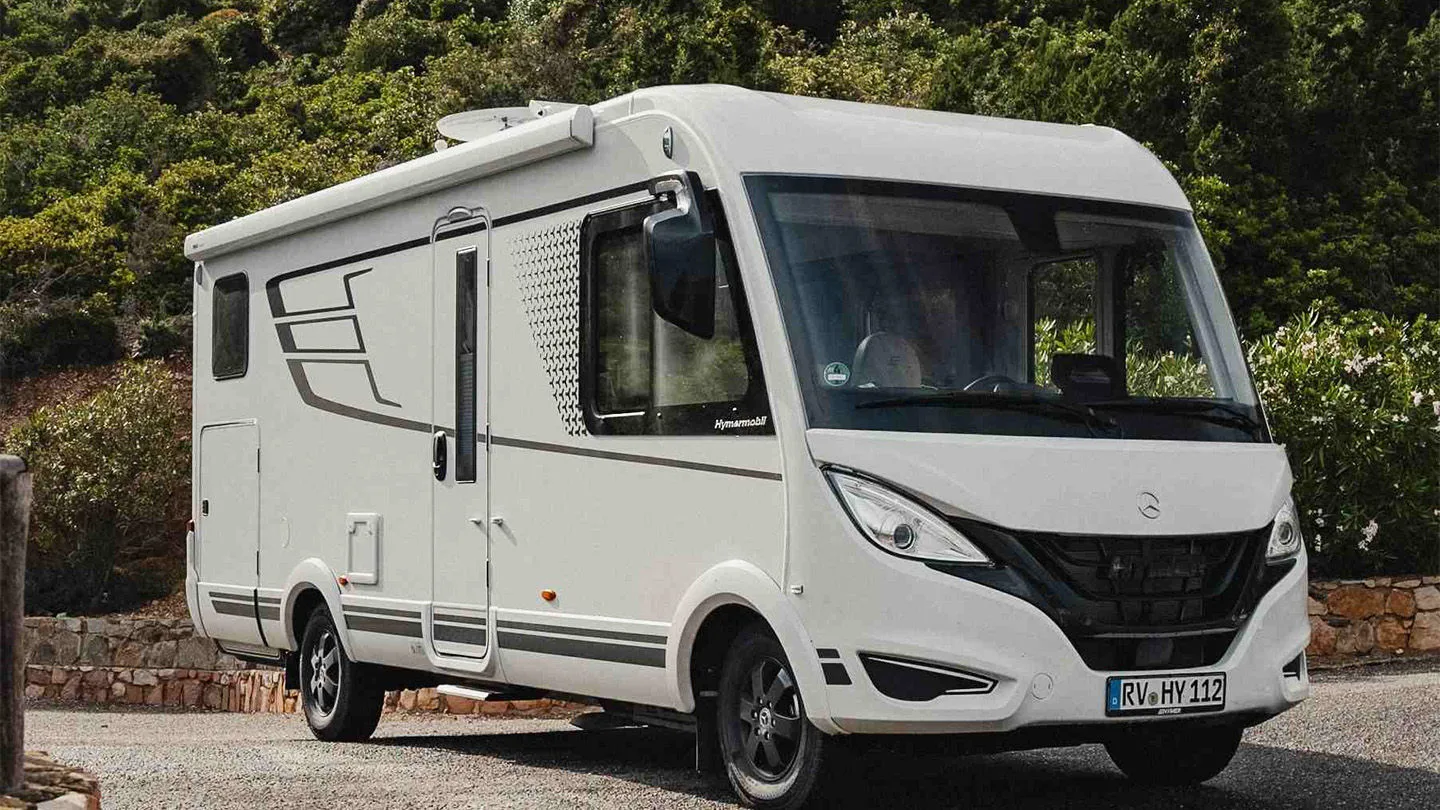 Wohnmobil auf der Straße