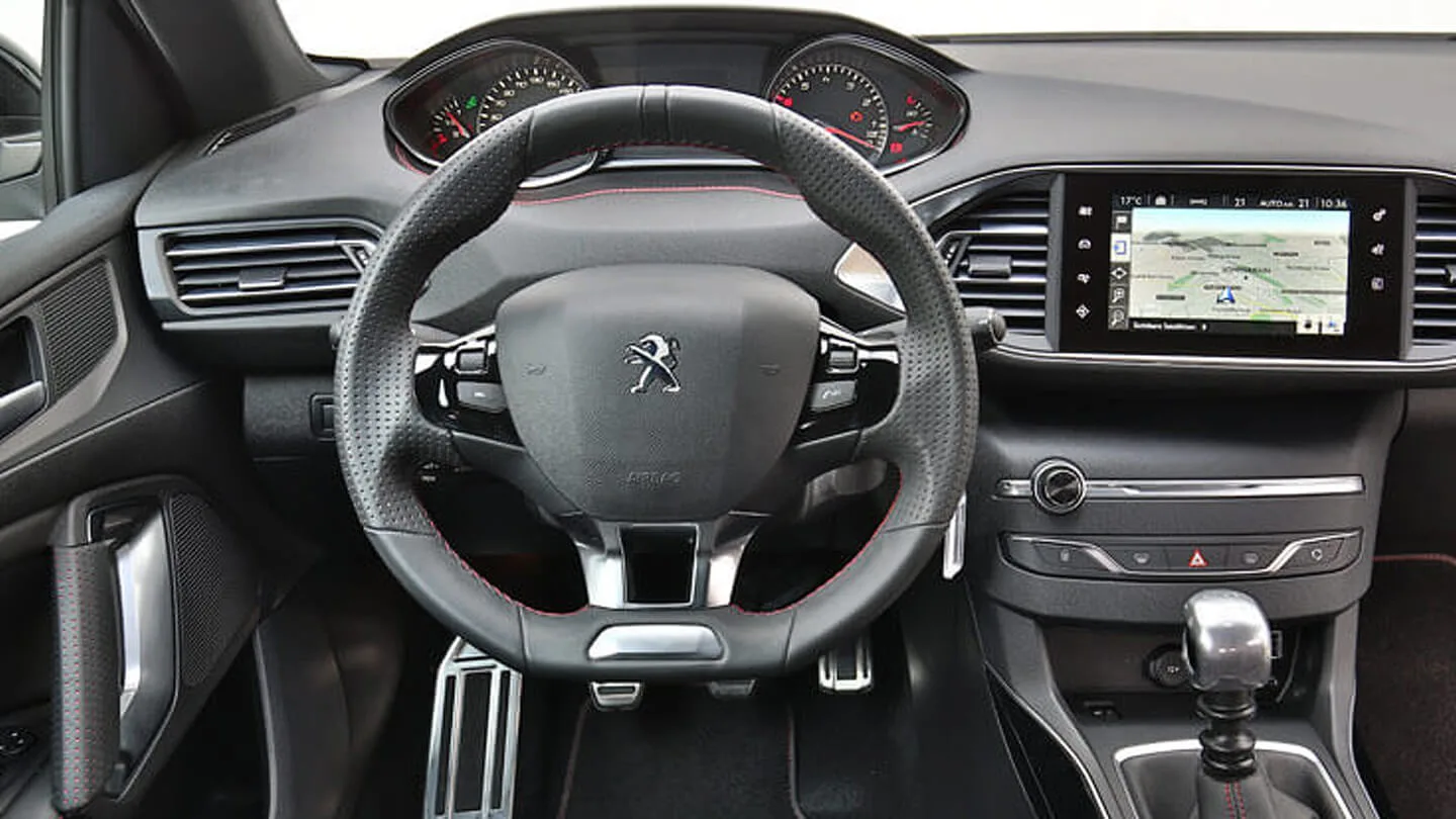 Cockpit des Peugeot 308 SW