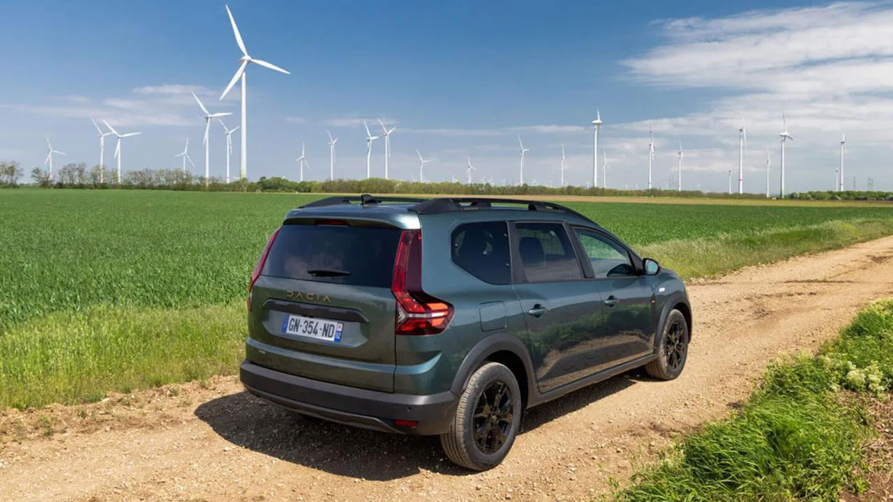 Dacia Jogger Hybrid Heckansicht