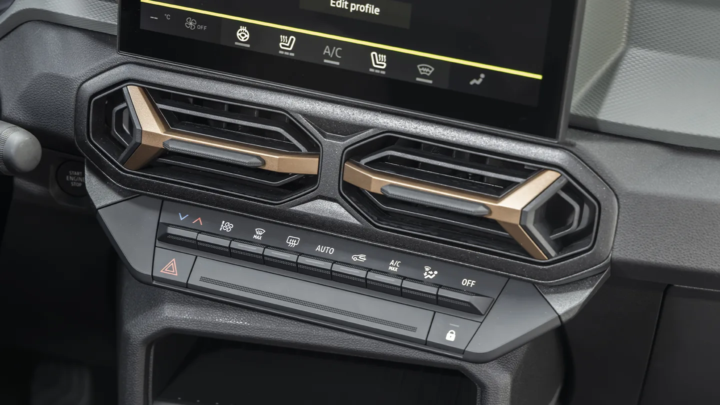 Dacia Duster Hybrid