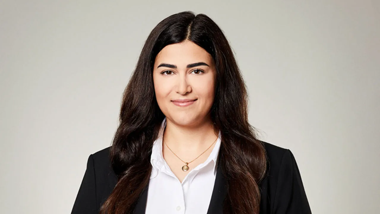Kontakt Portrait ACE Verkehrspolitik Negin Bazaei