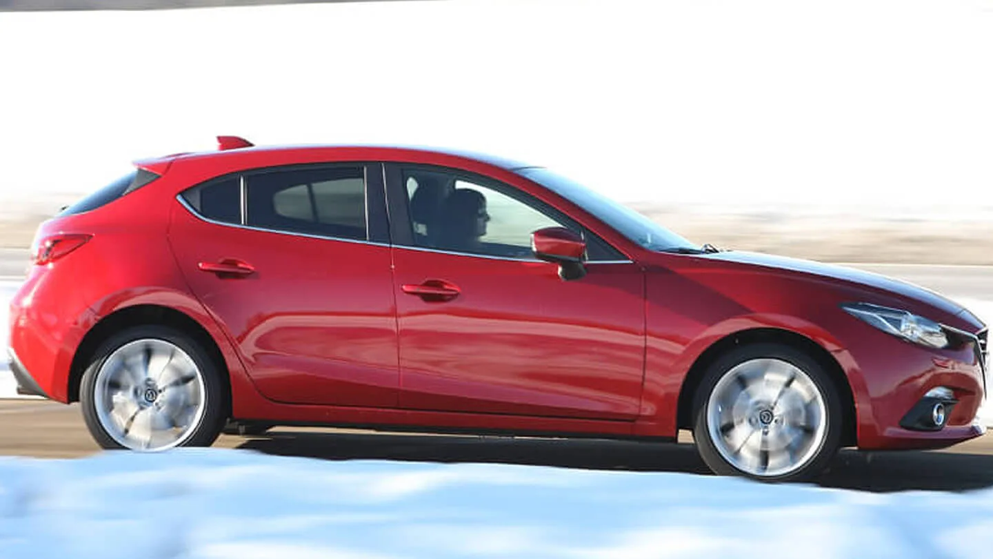 Mazda3 im Winter