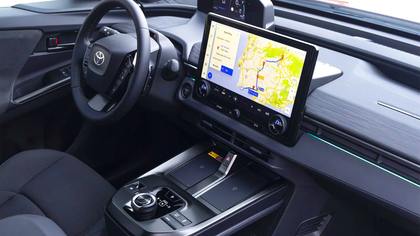 Toyota CHR+ Cockpit