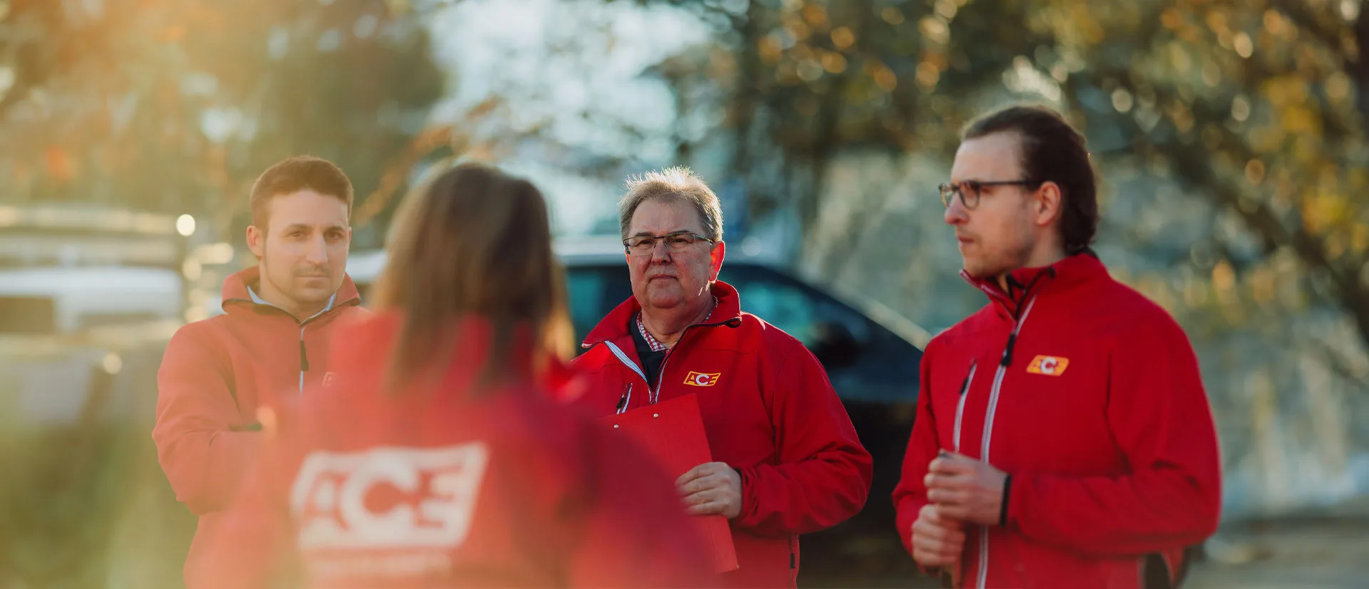 Clubmitglieder bei einer Clubinitiative