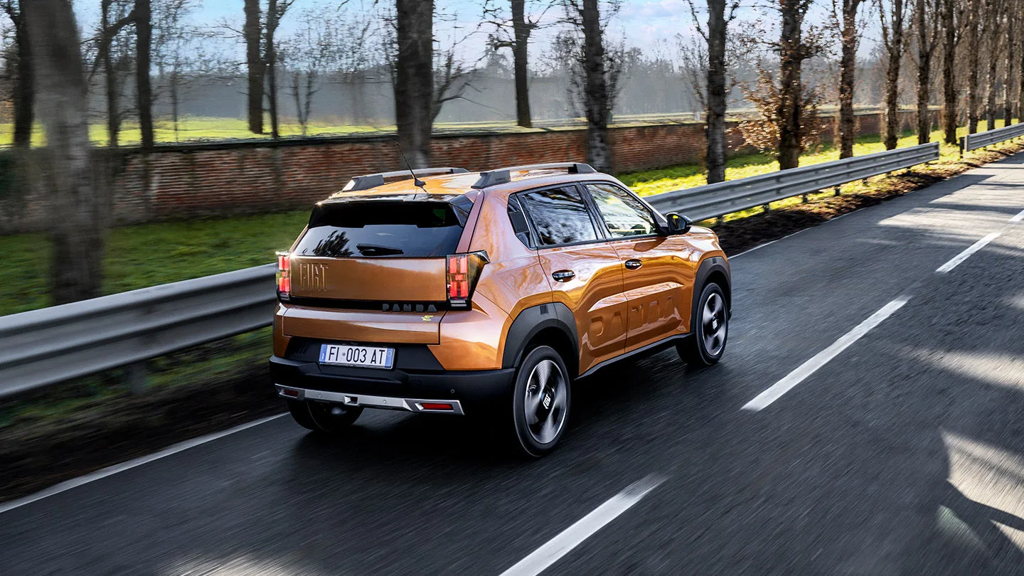  Fiat Grande Panda auf der Straße 