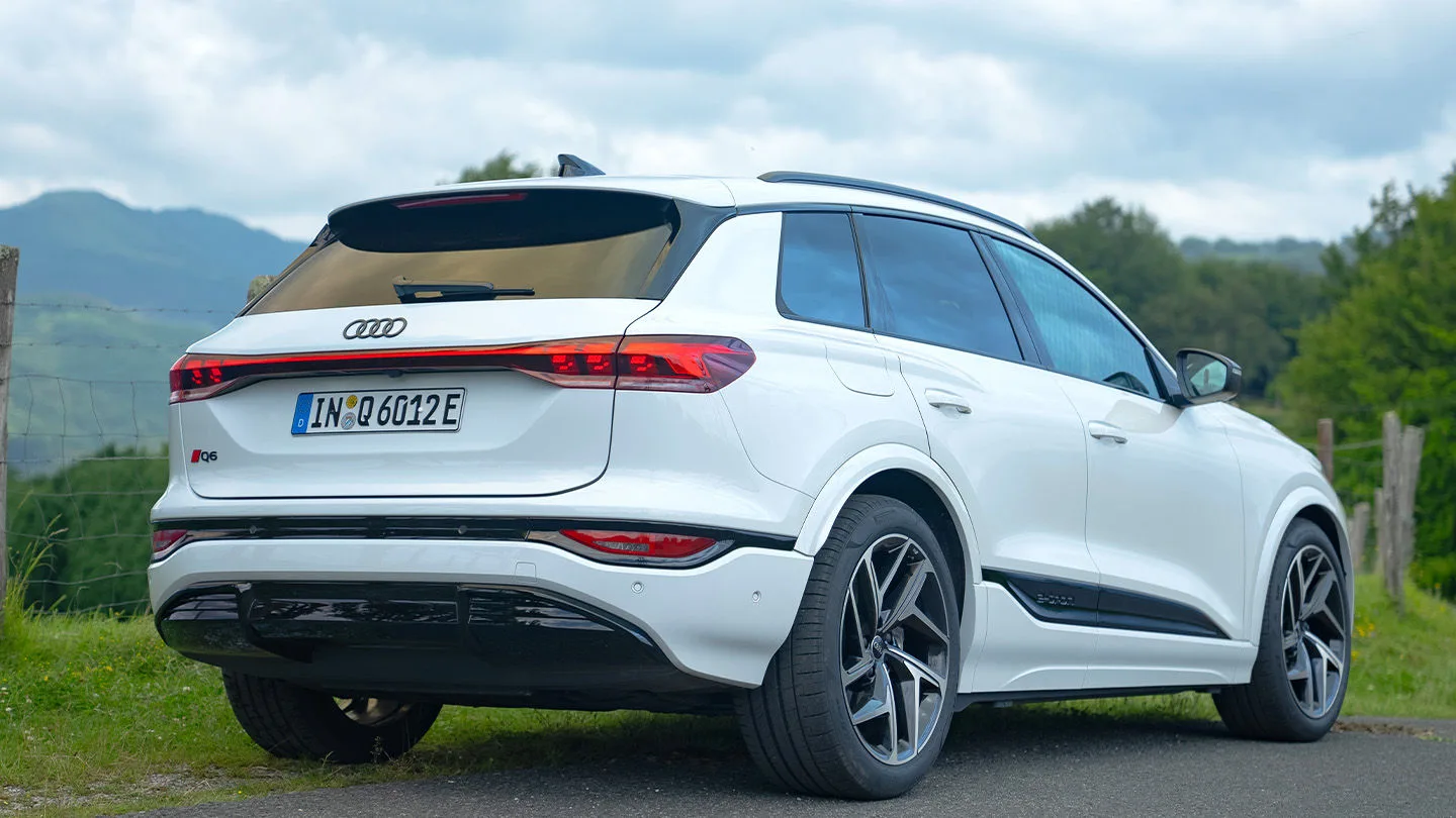 Audi Q6  Quattro Heckansicht 