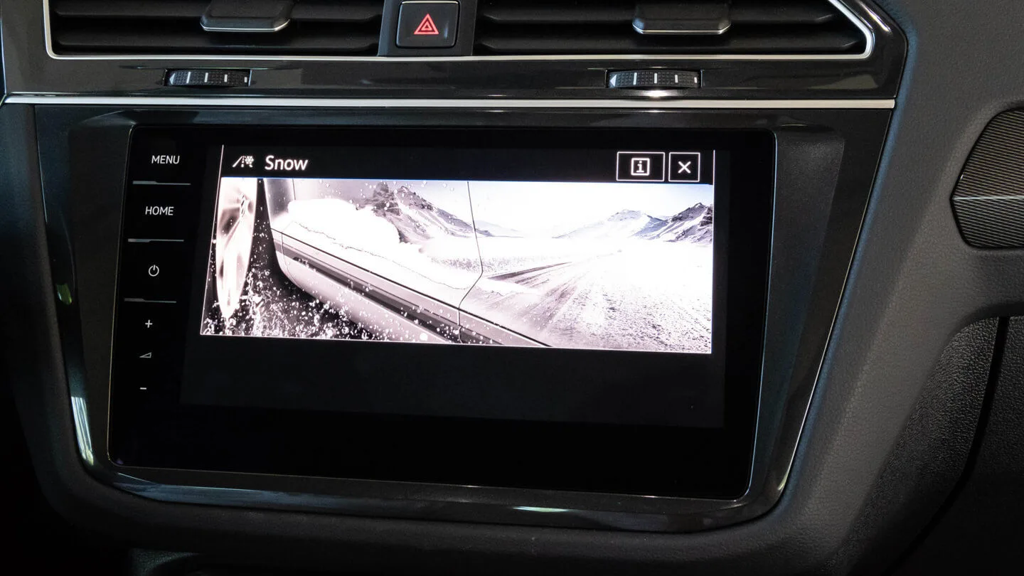 VW Tiguan 2.0 TSI 4Motion Display