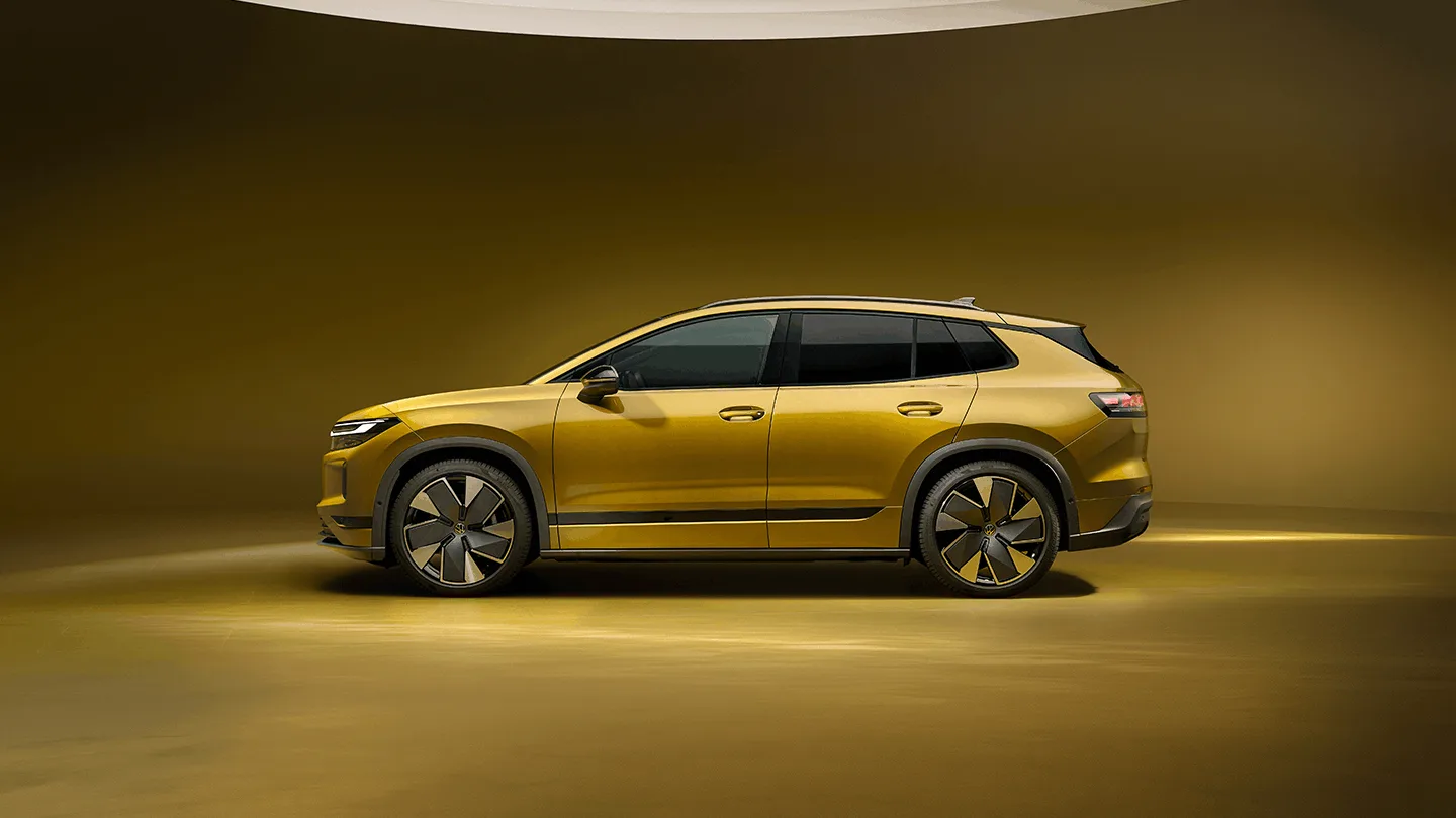 Der VW ID. Tiguan von der Seite.