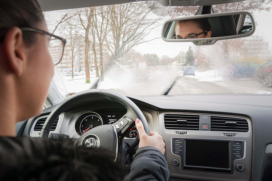 Winter-Scheibenreiniger fürs Auto im Test: Testsieger bei Schnee